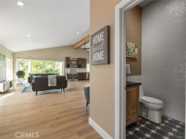 9 Lantana PL