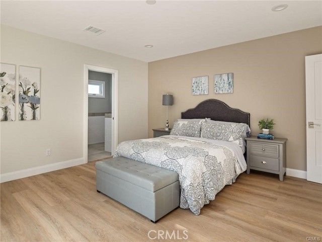 9 Lantana PL