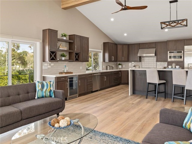 9 Lantana PL