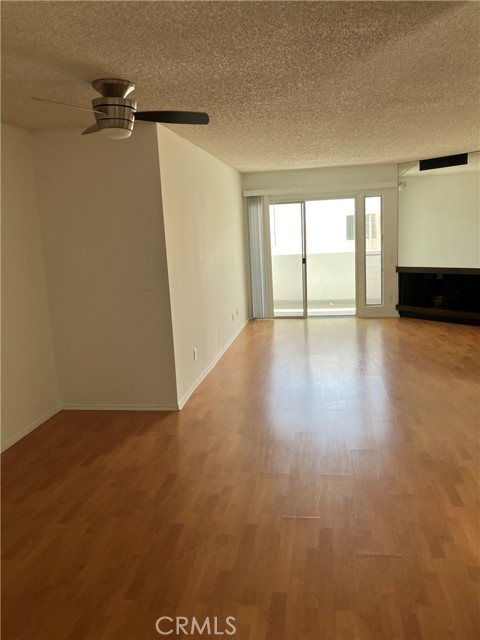 1033 3rd ST Unit: 211