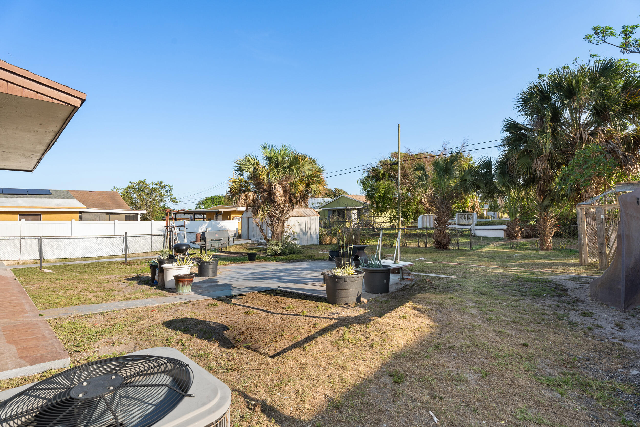 1449 W 35th Street