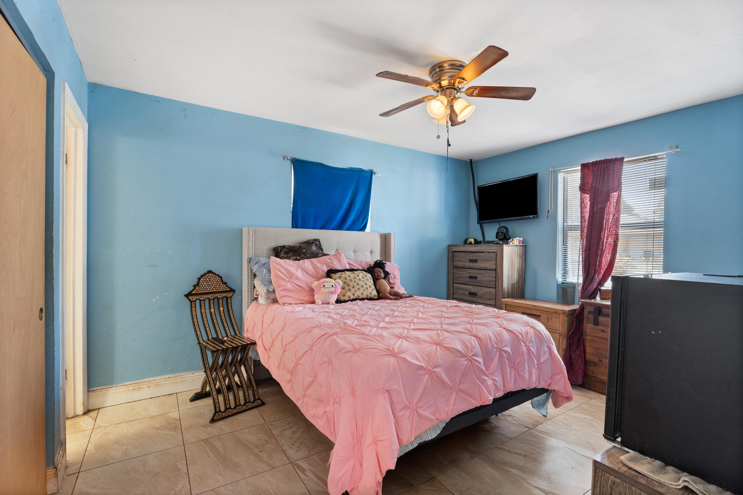 1449 W 35th Street