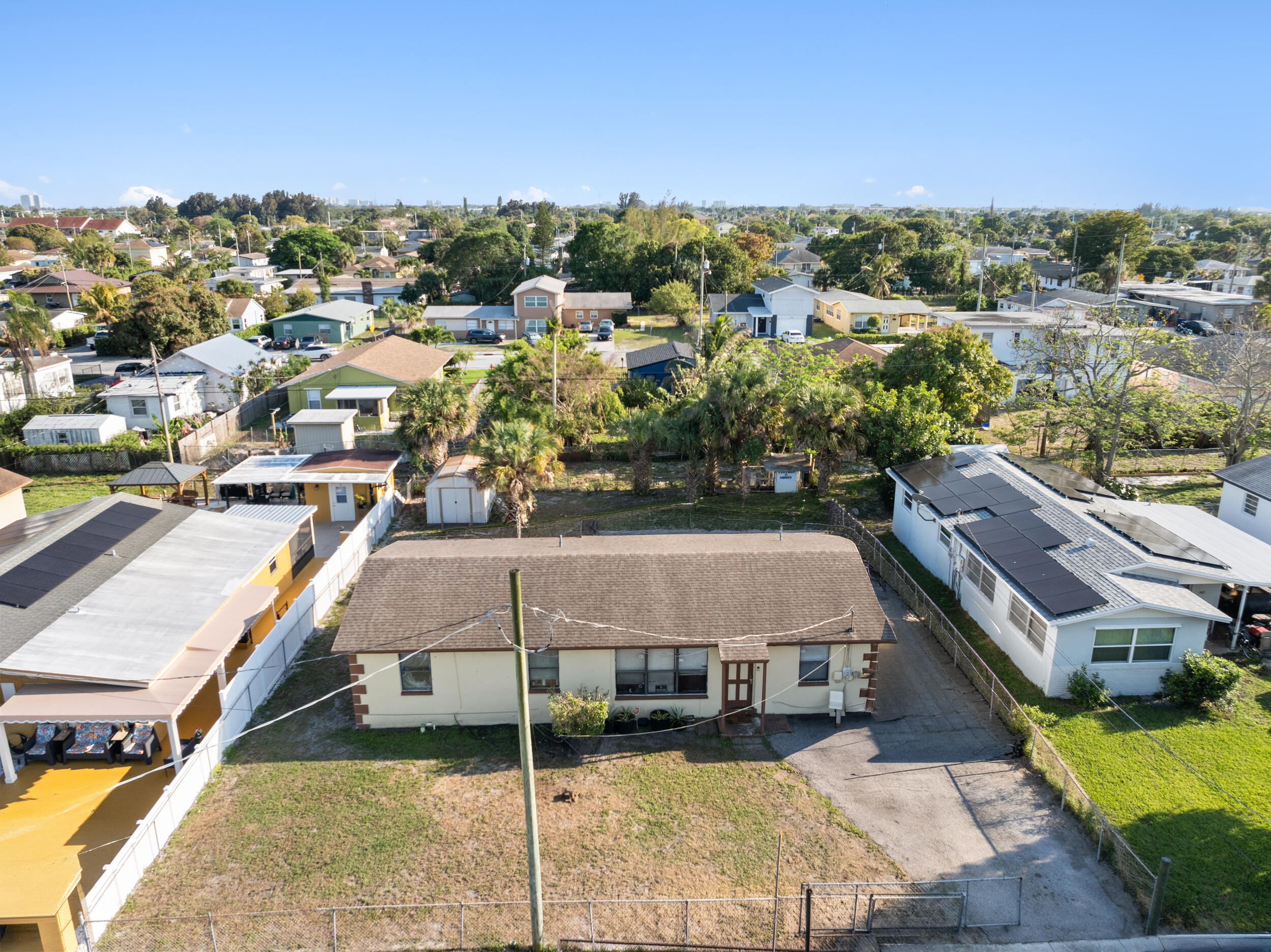 1449 W 35th Street