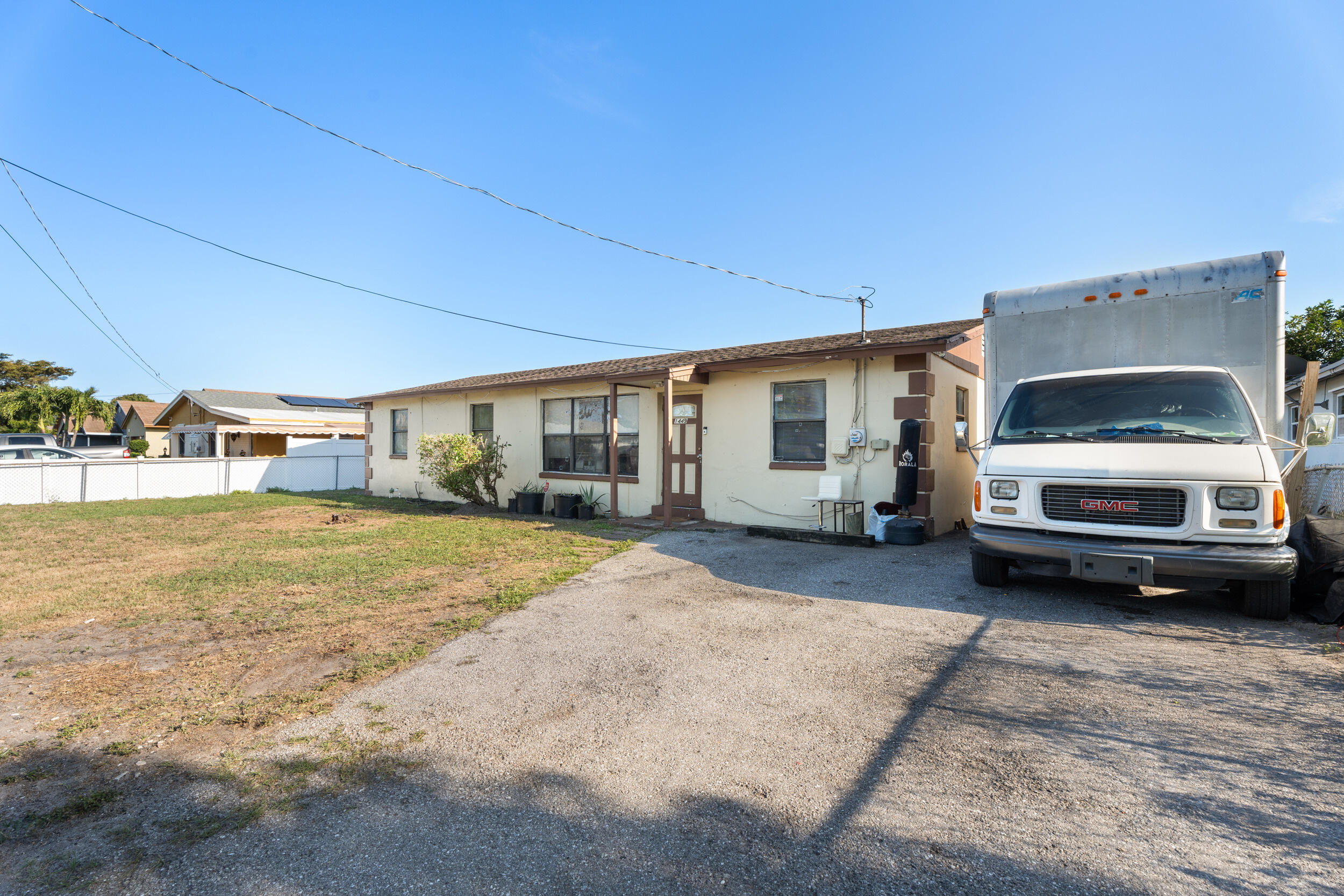 1449 W 35th Street