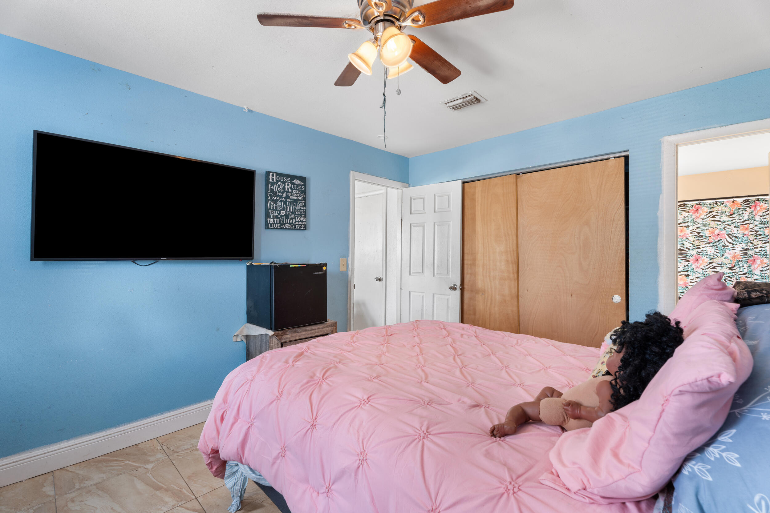 1449 W 35th Street