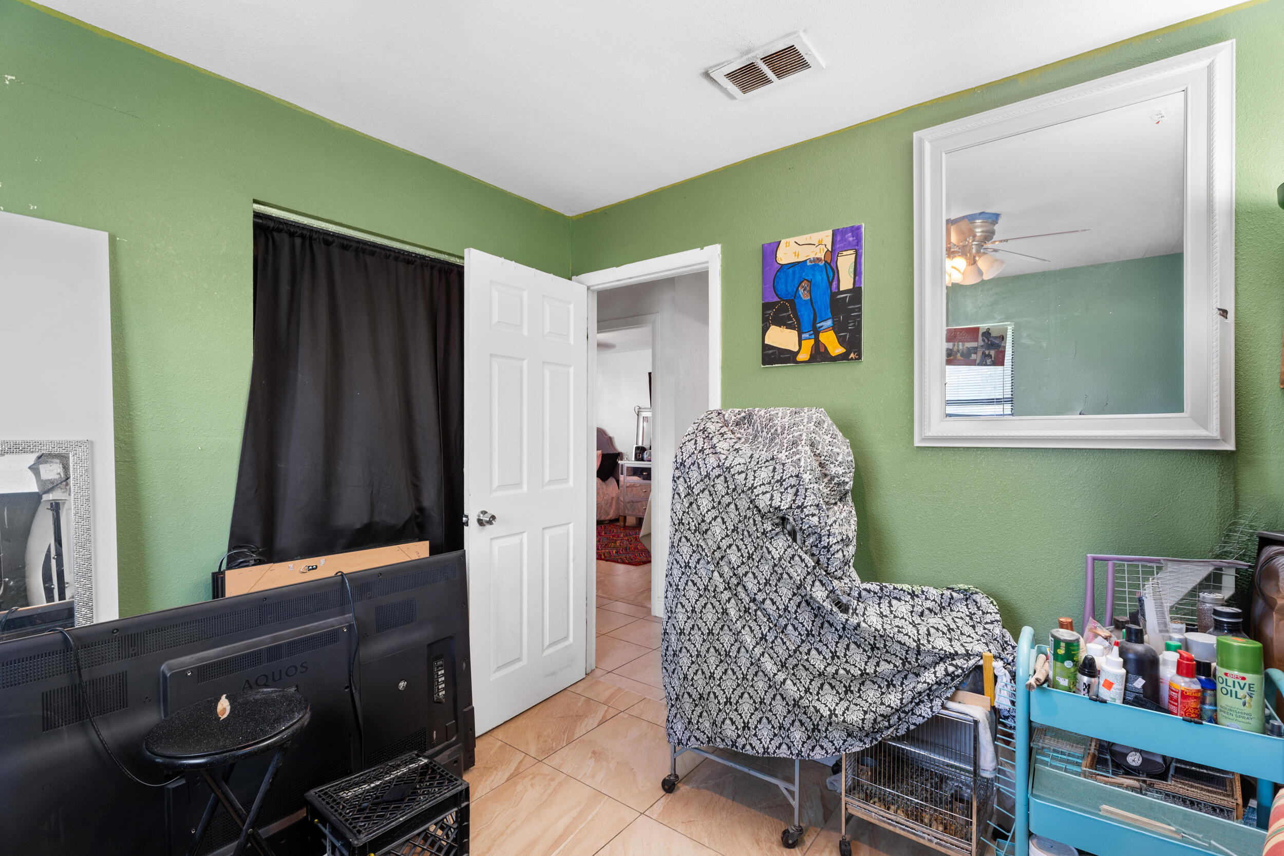 1449 W 35th Street