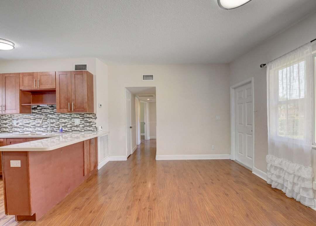 612 Hibiscus Drive