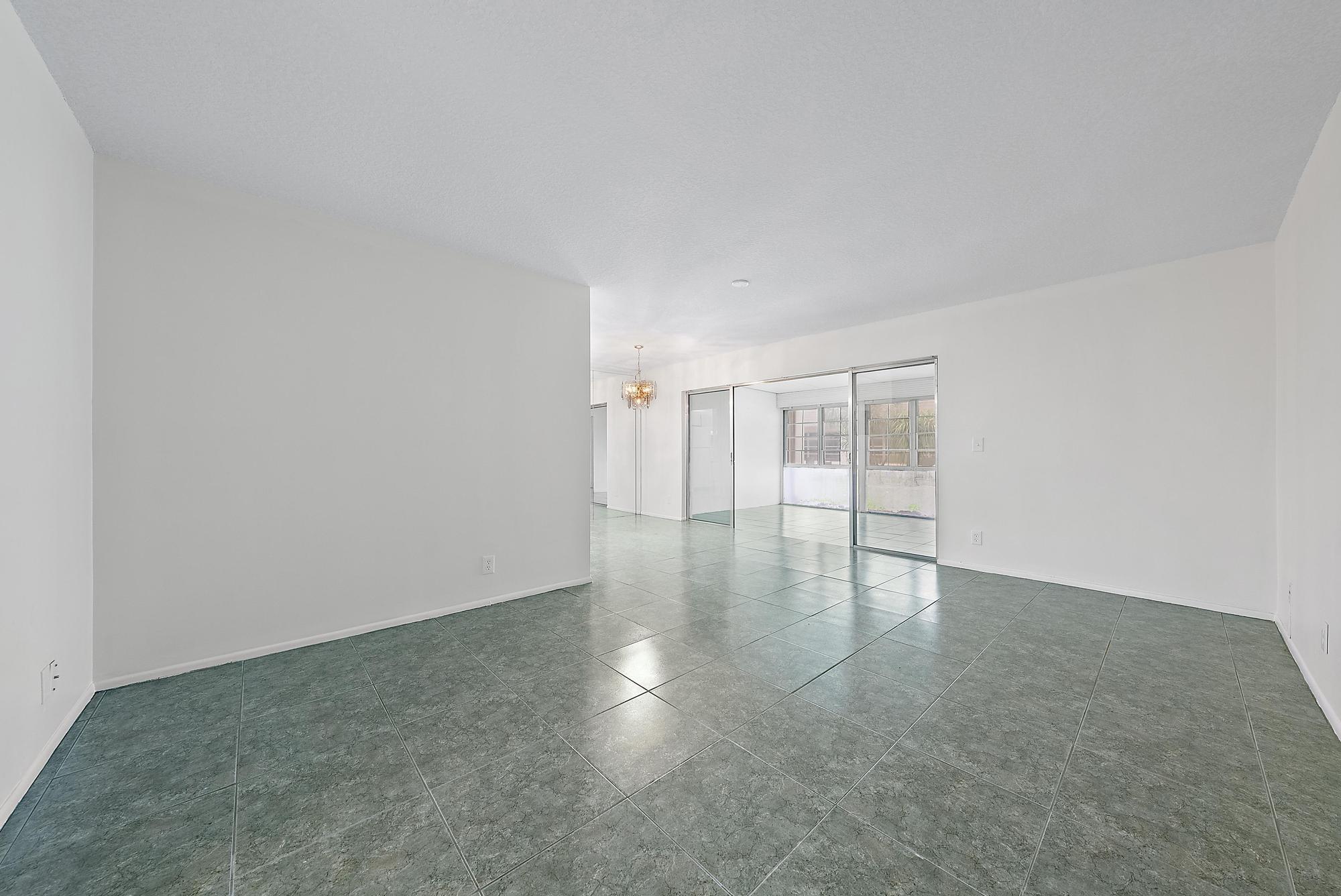 2638 E Gately Drive E 45