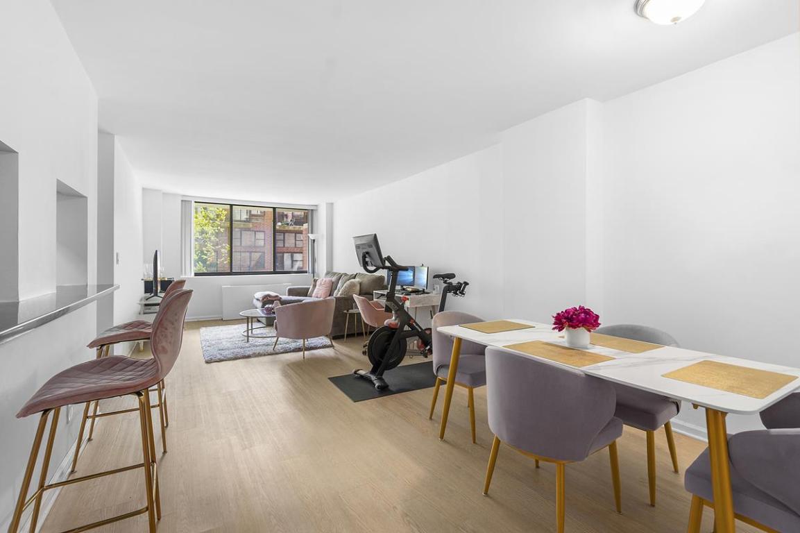 343 E 74th Street 4-L