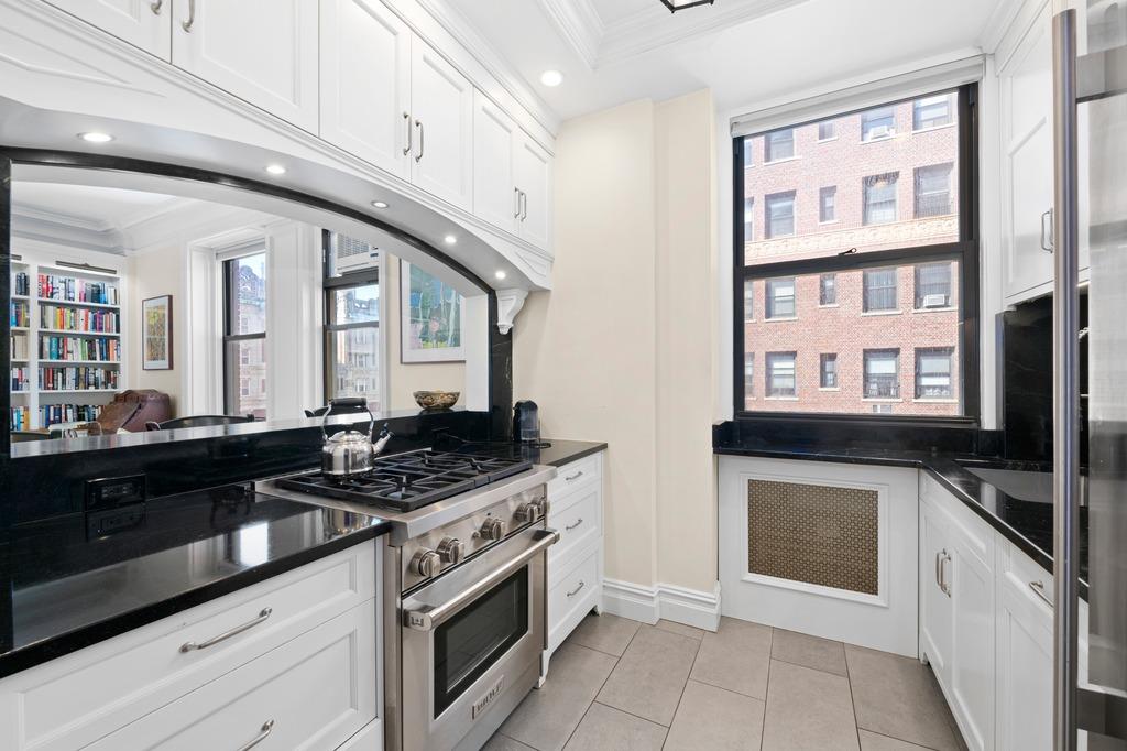 210 W 90th Street 10-J