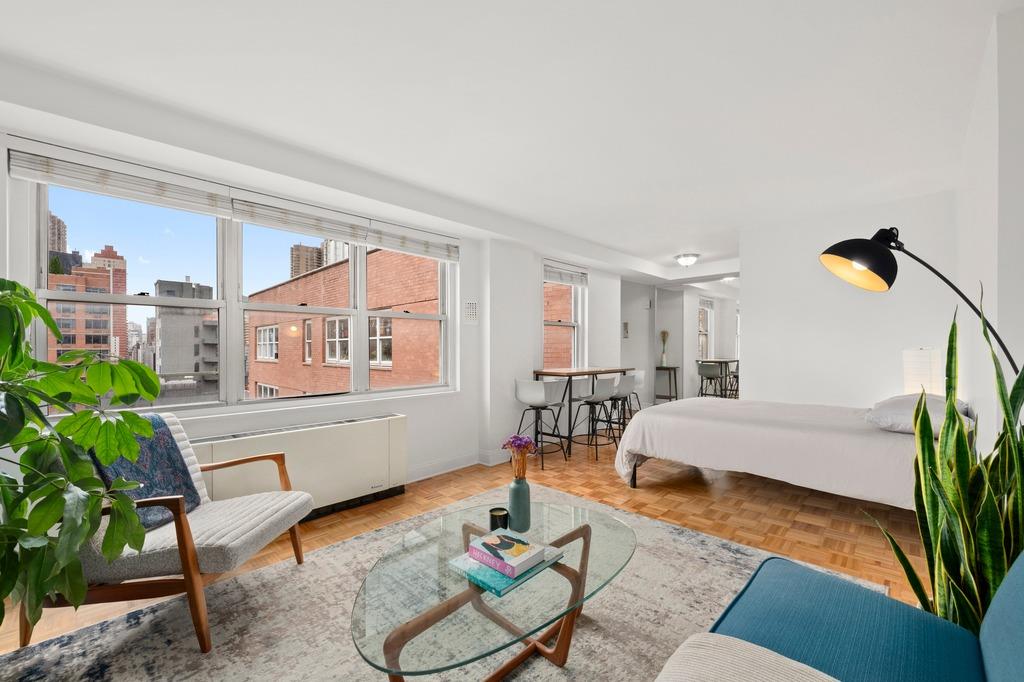 251 E 32nd Street 21-F