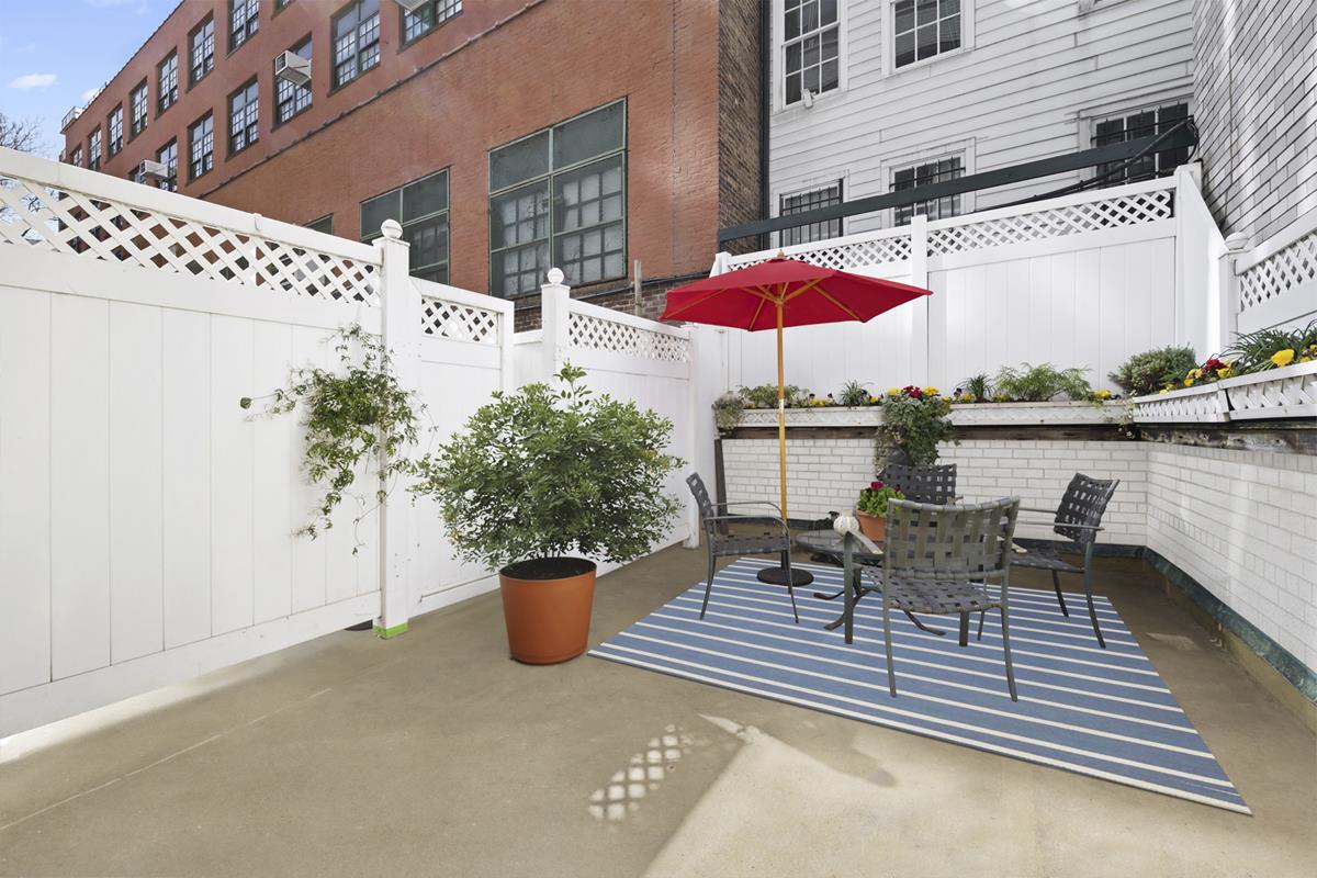 400 E 77th Street 1-H