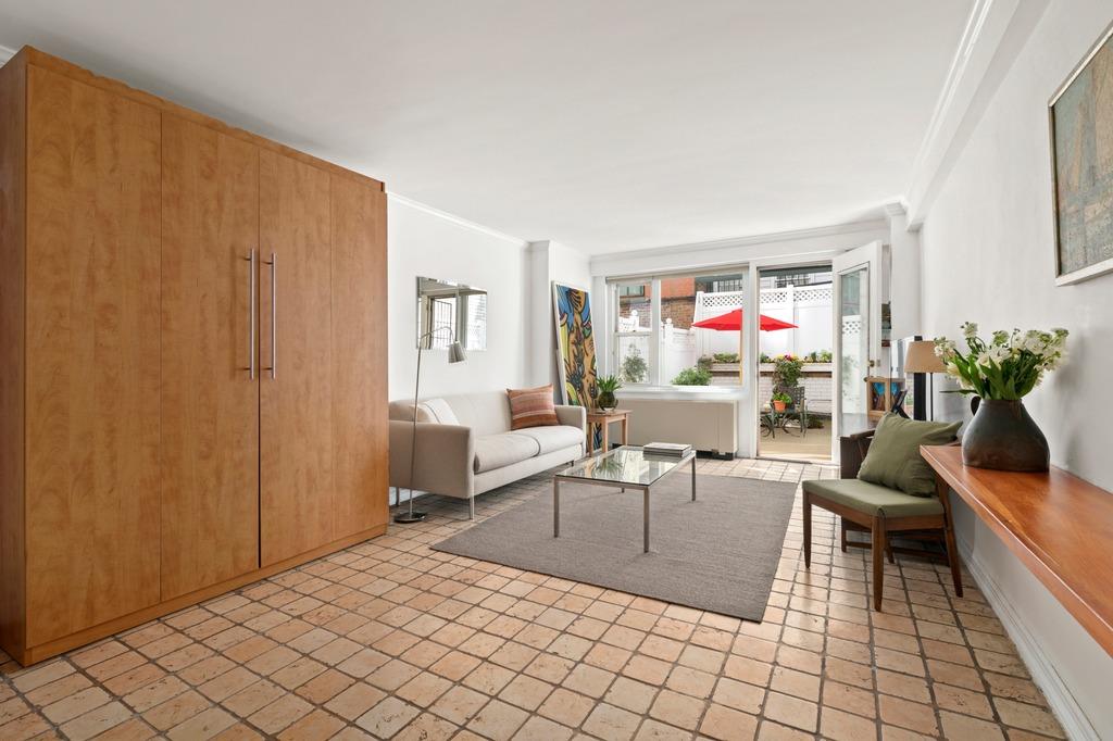 400 E 77th Street 1-H