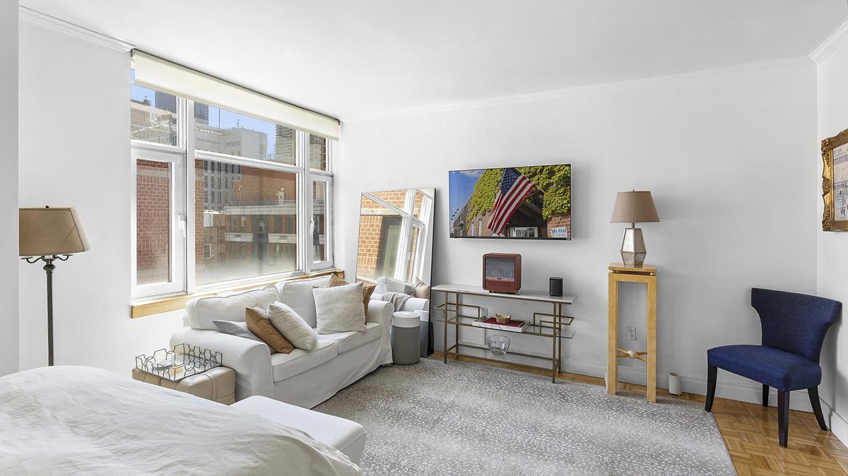 404 E 76th Street 7-E