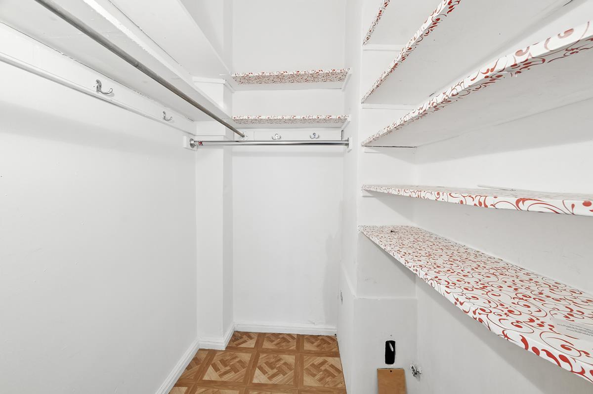 41 W 82nd Street 6-A