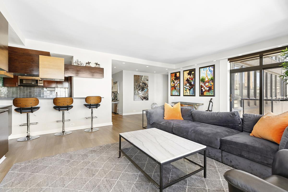 100 United Nations Plaza 39-E