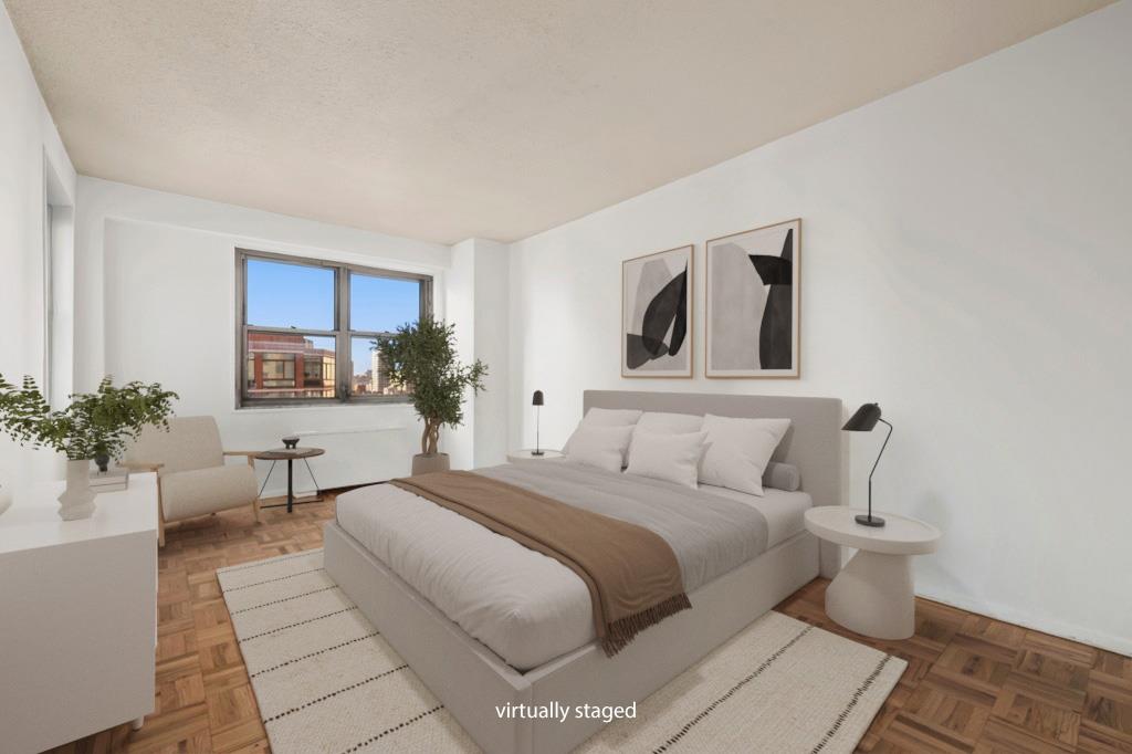 300 E 40th Street 28-P