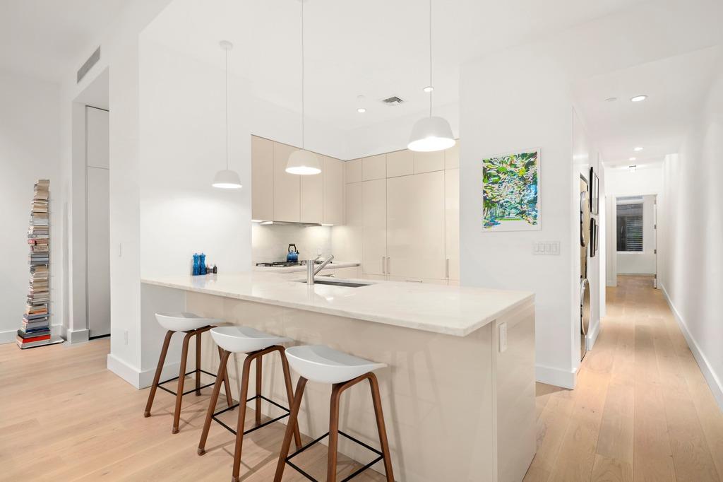 77 Warren Street 2