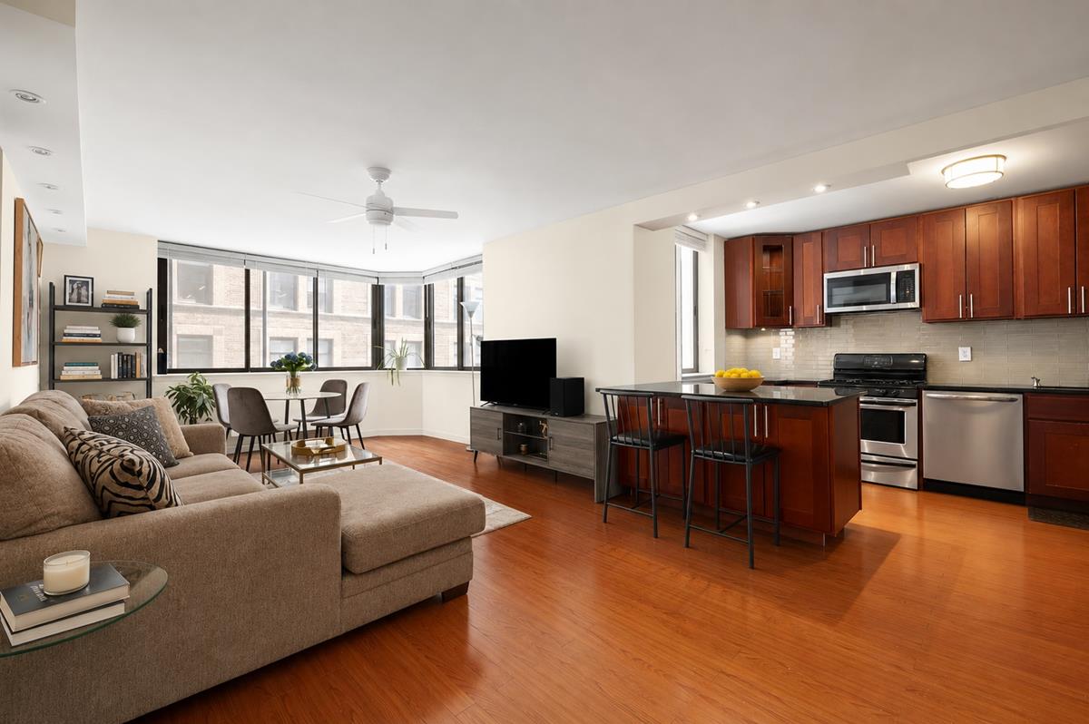 280 Park Avenue S 12M