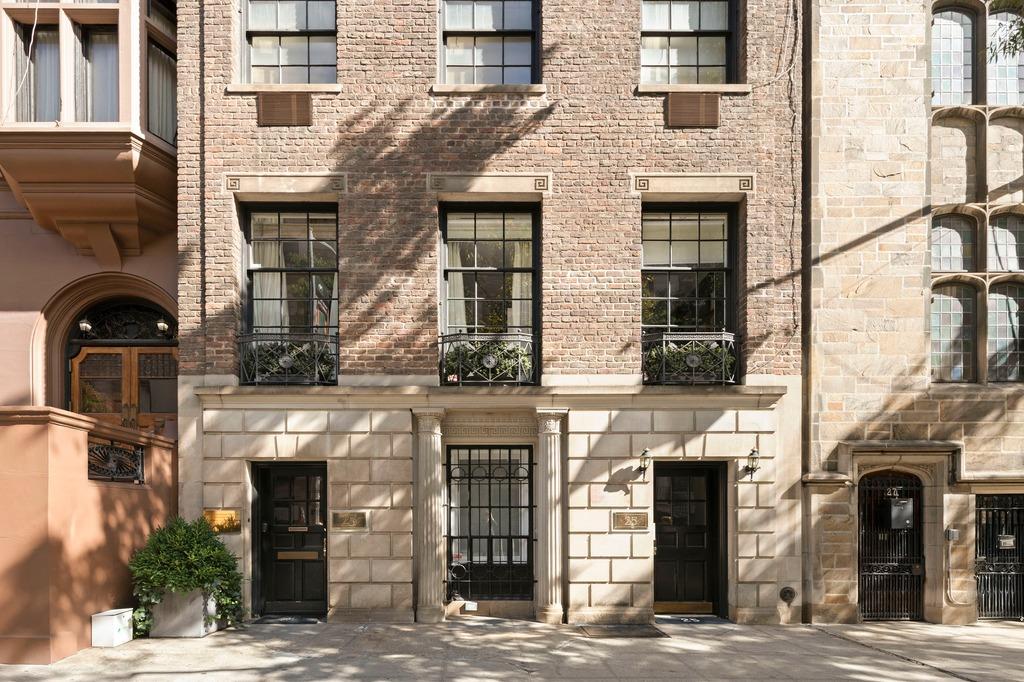 25 E 69th Street 4-A