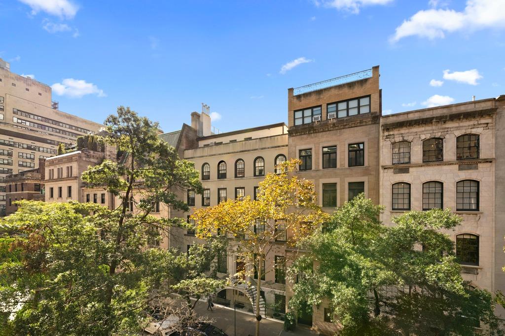 25 E 69th Street 4-A