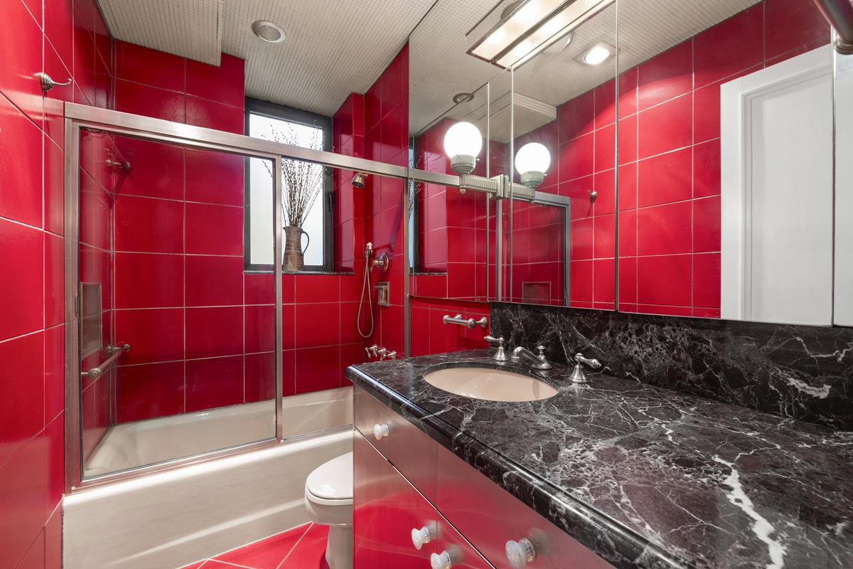 840 Park Avenue 2-B