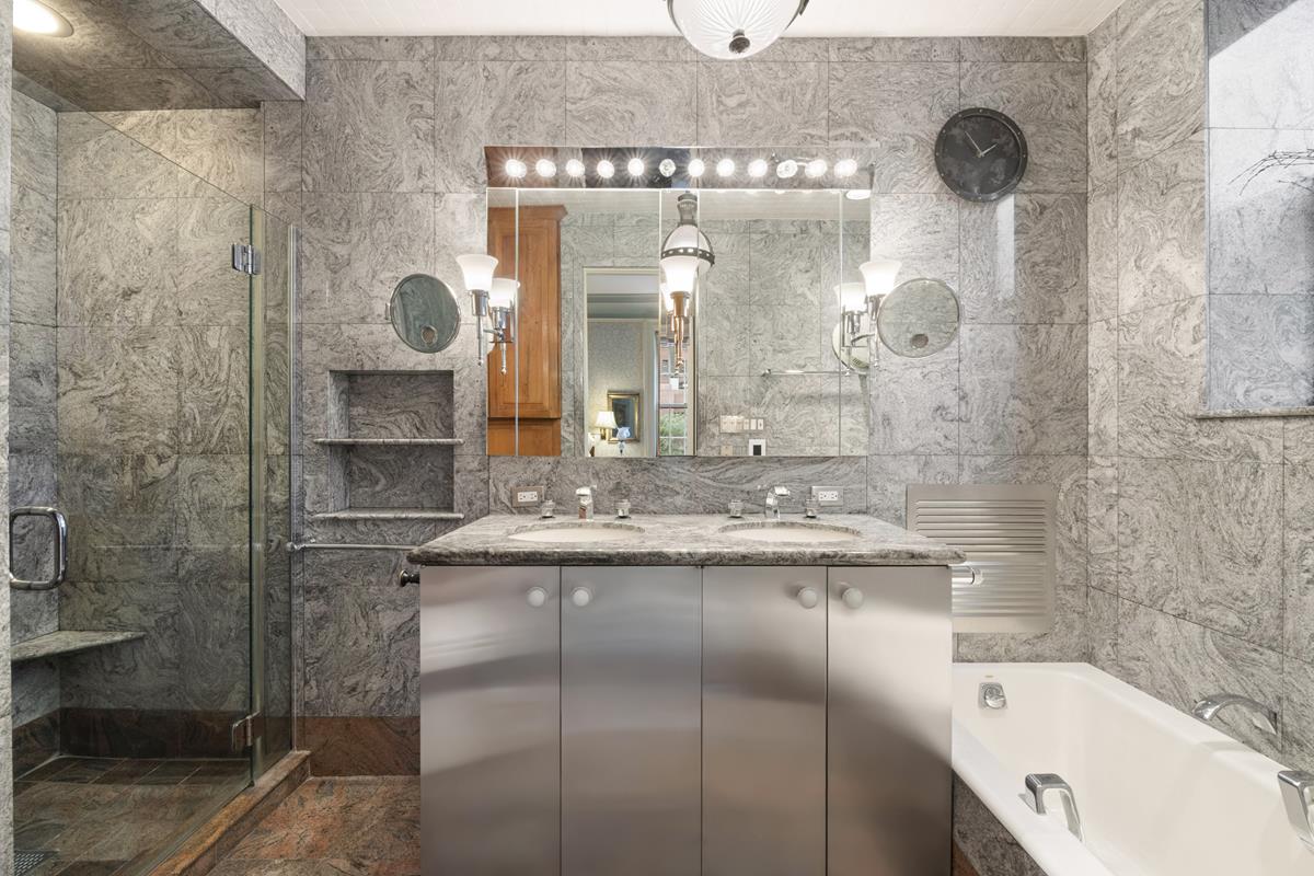 840 Park Avenue 2-B