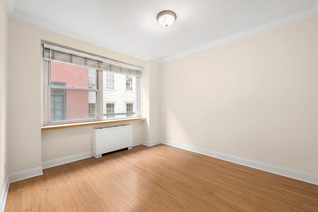 400 E 77th Street 2G