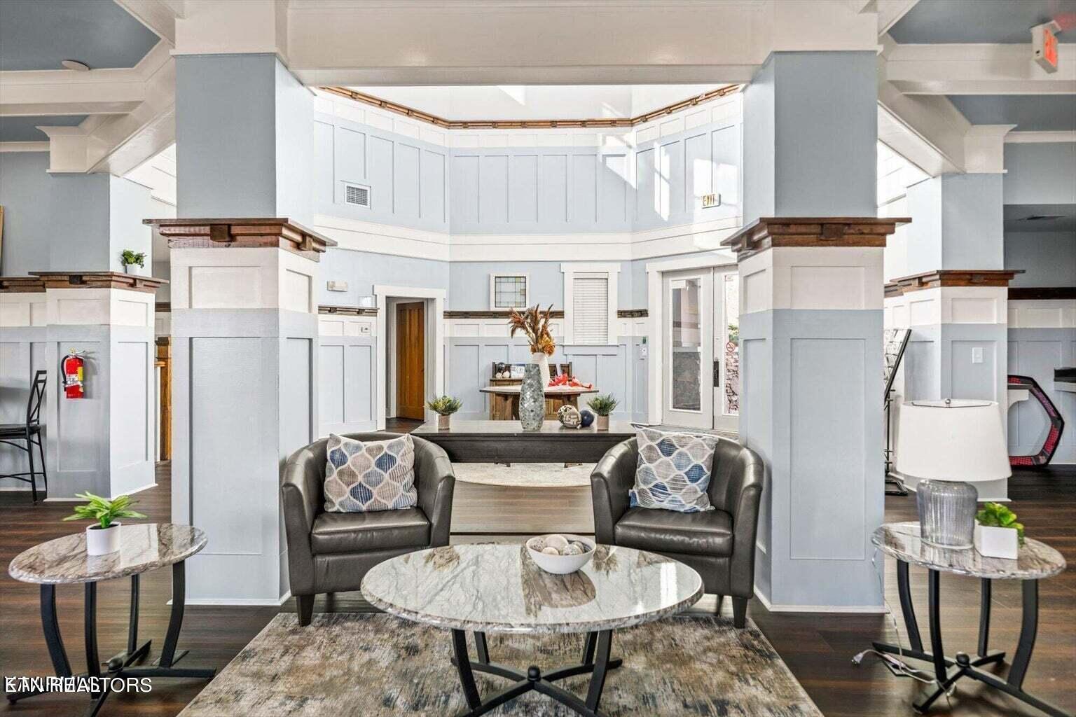 1101 Tree Top Way, 1826