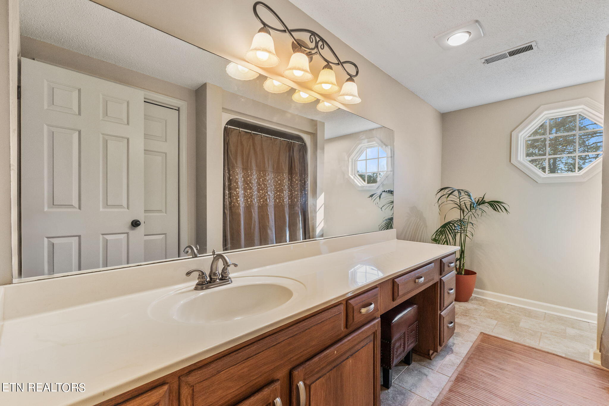 1004 Craigland Court