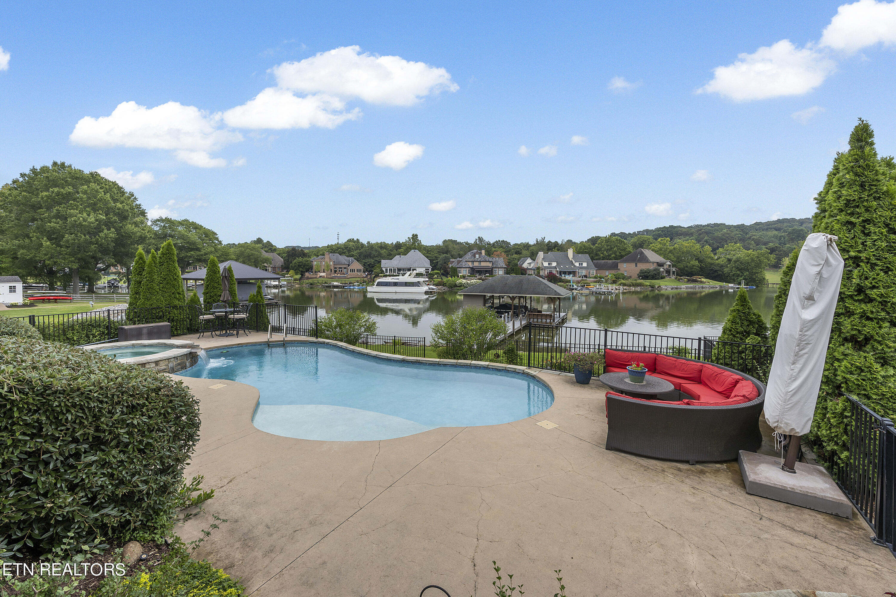 1618 Westland Lakes Way