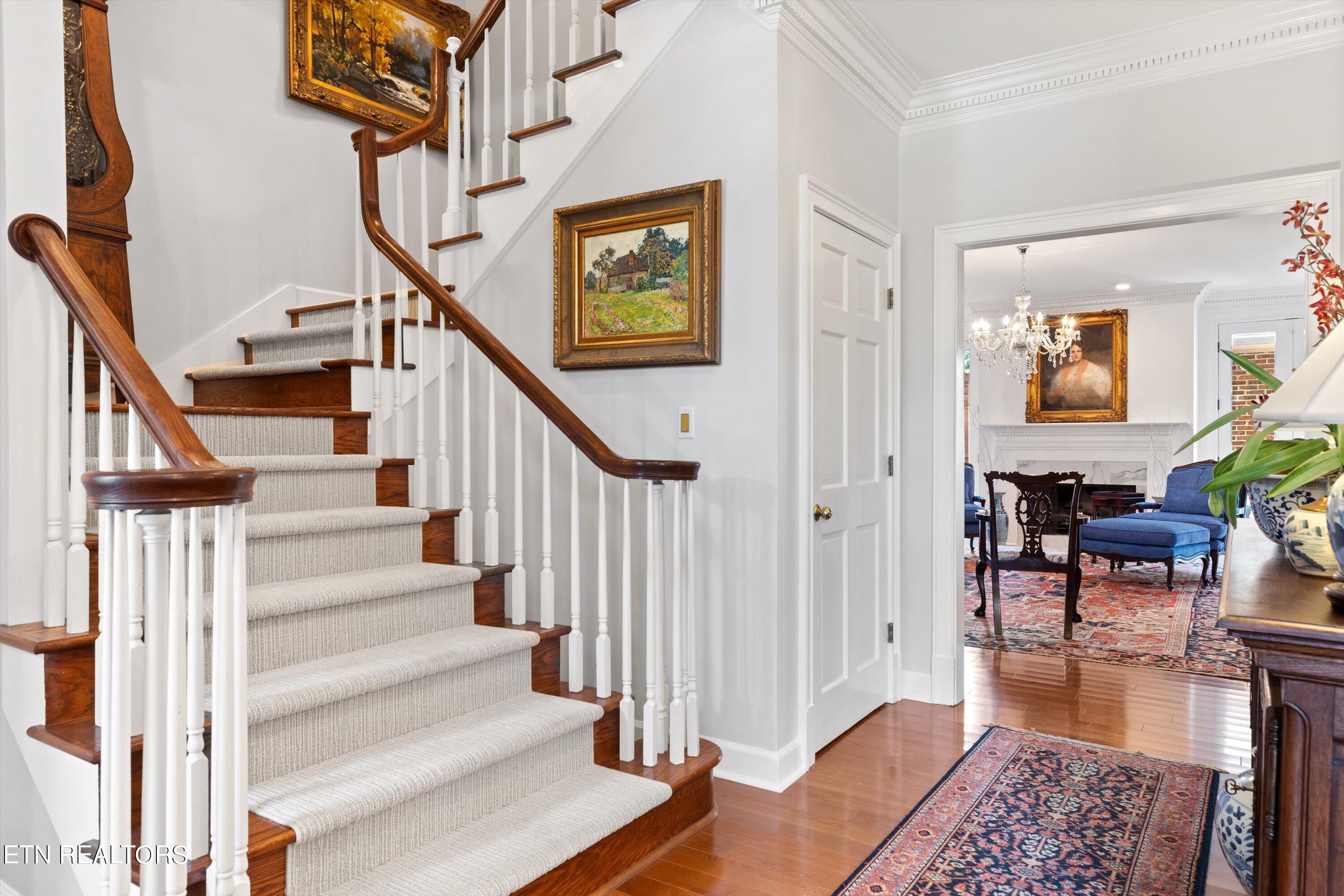 3340 Kingston Pike, 4