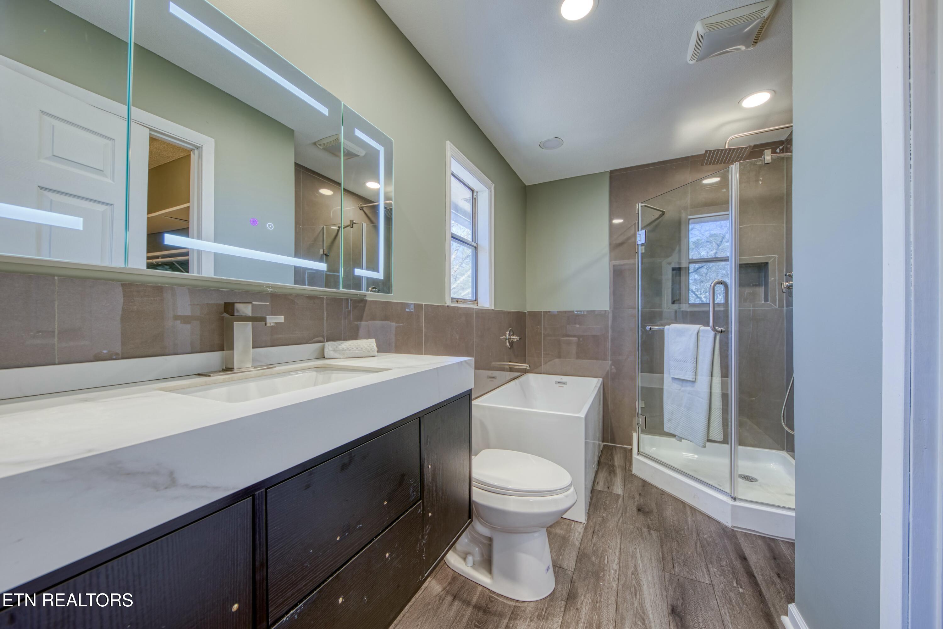8709 Olde Colony Tr, 9