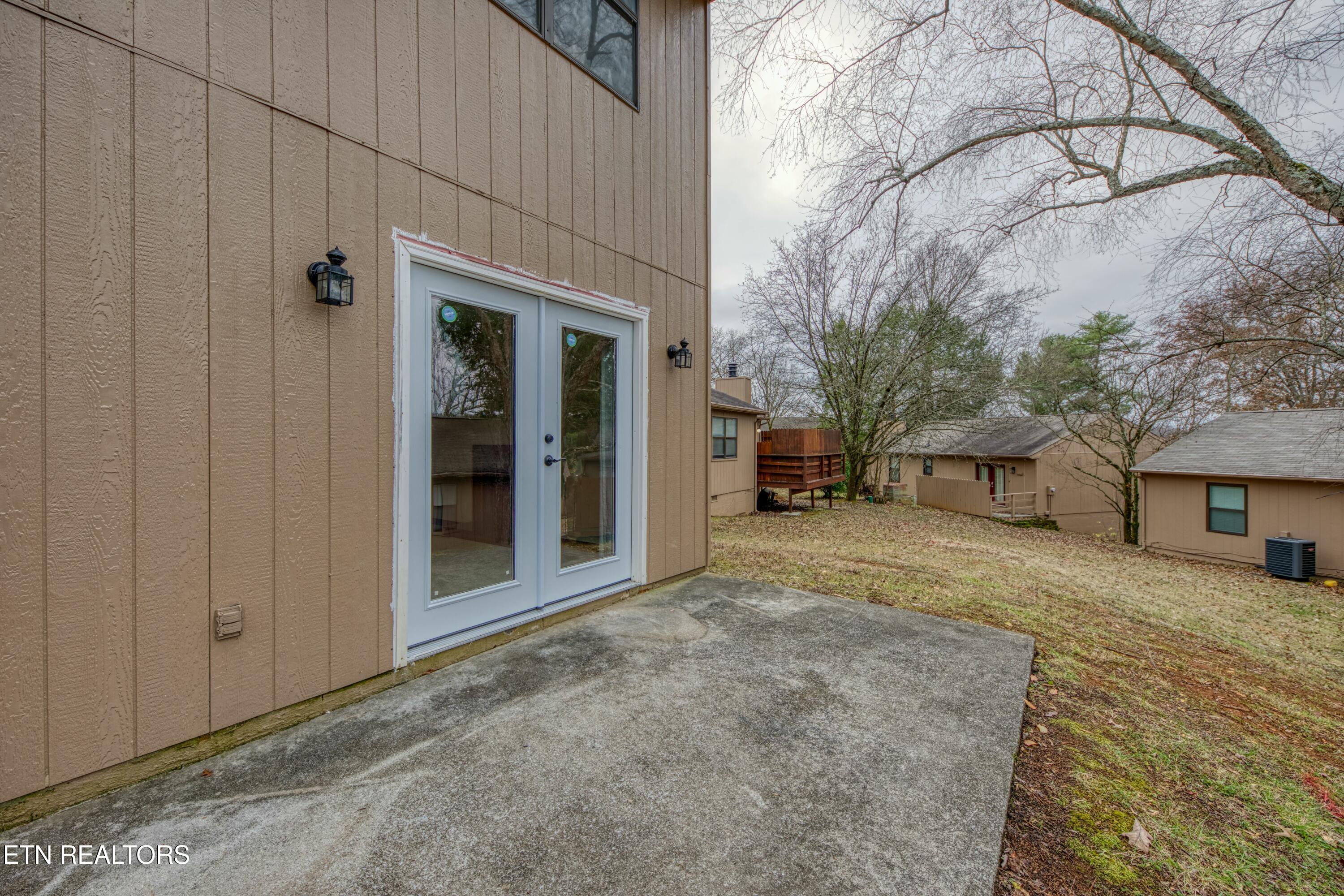 8709 Olde Colony Tr, 9