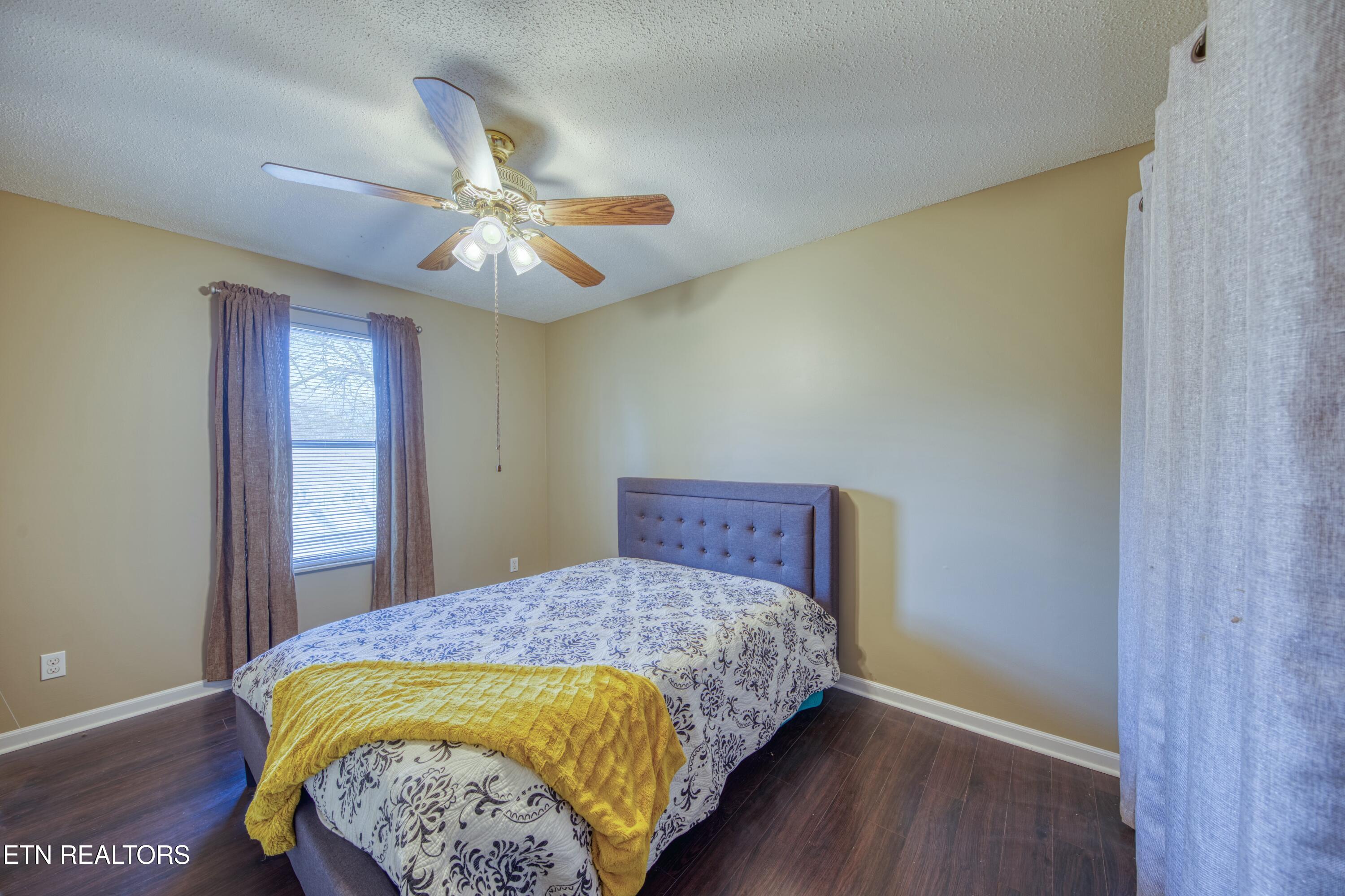 8709 Olde Colony Tr, 9