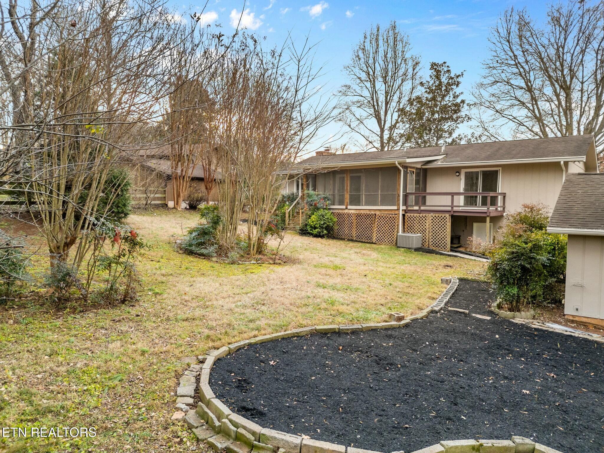 1943 Grenada Blvd