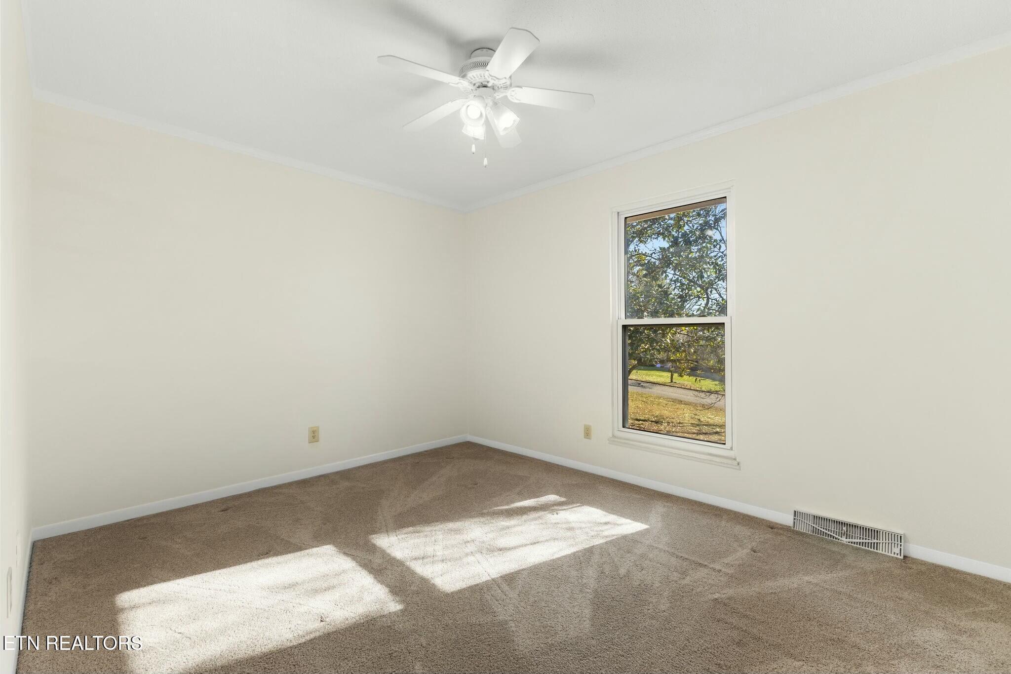 1943 Grenada Blvd