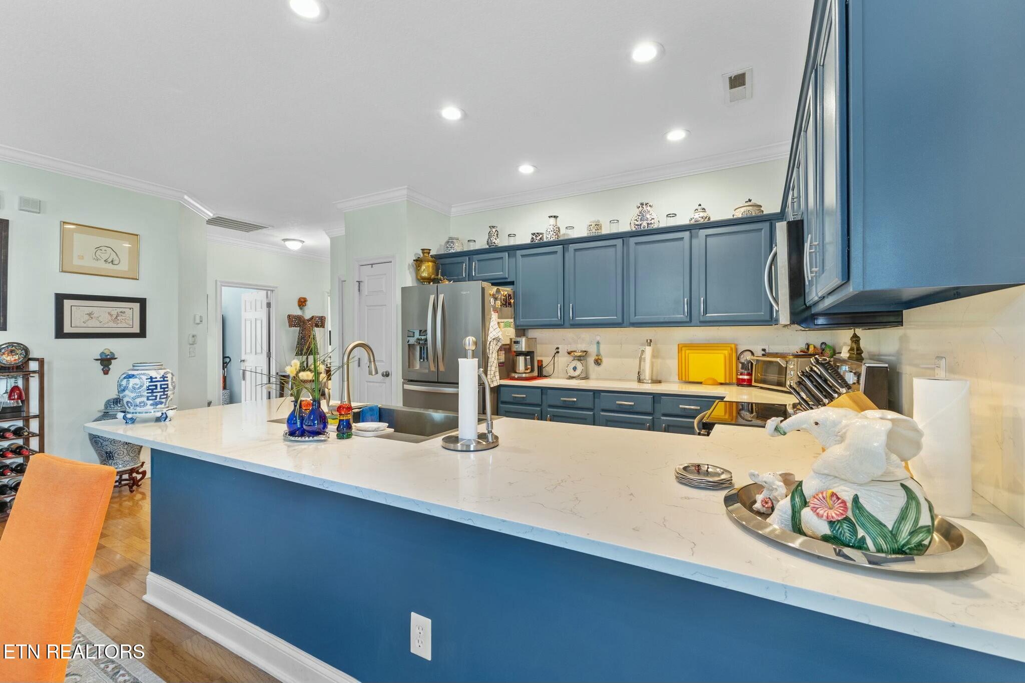5420 Oak Harbor Lane