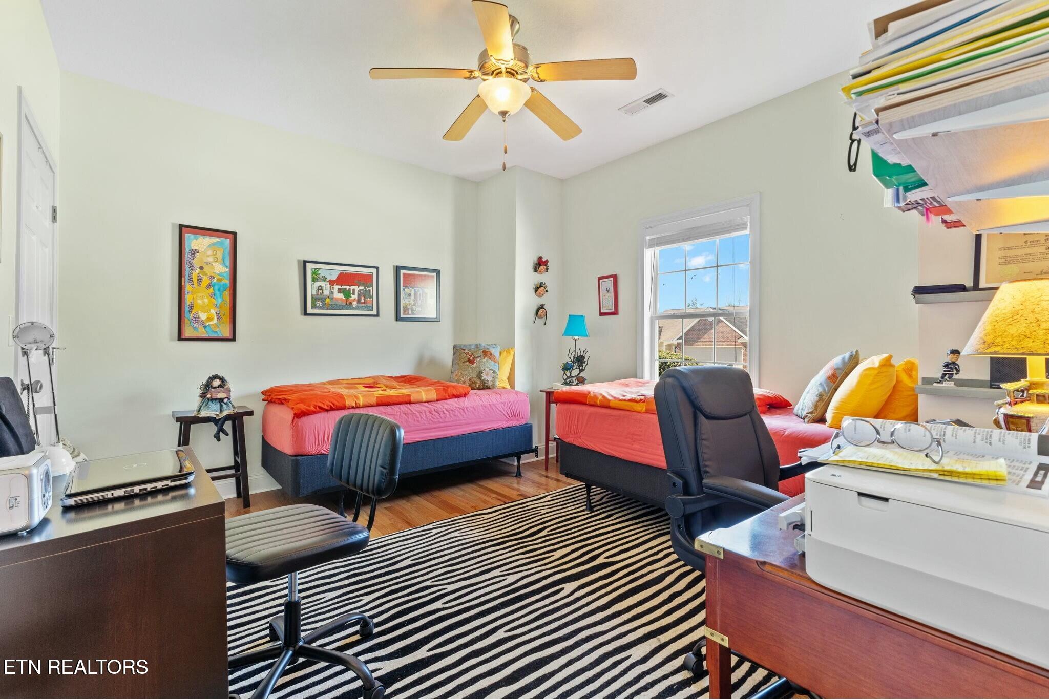 5420 Oak Harbor Lane