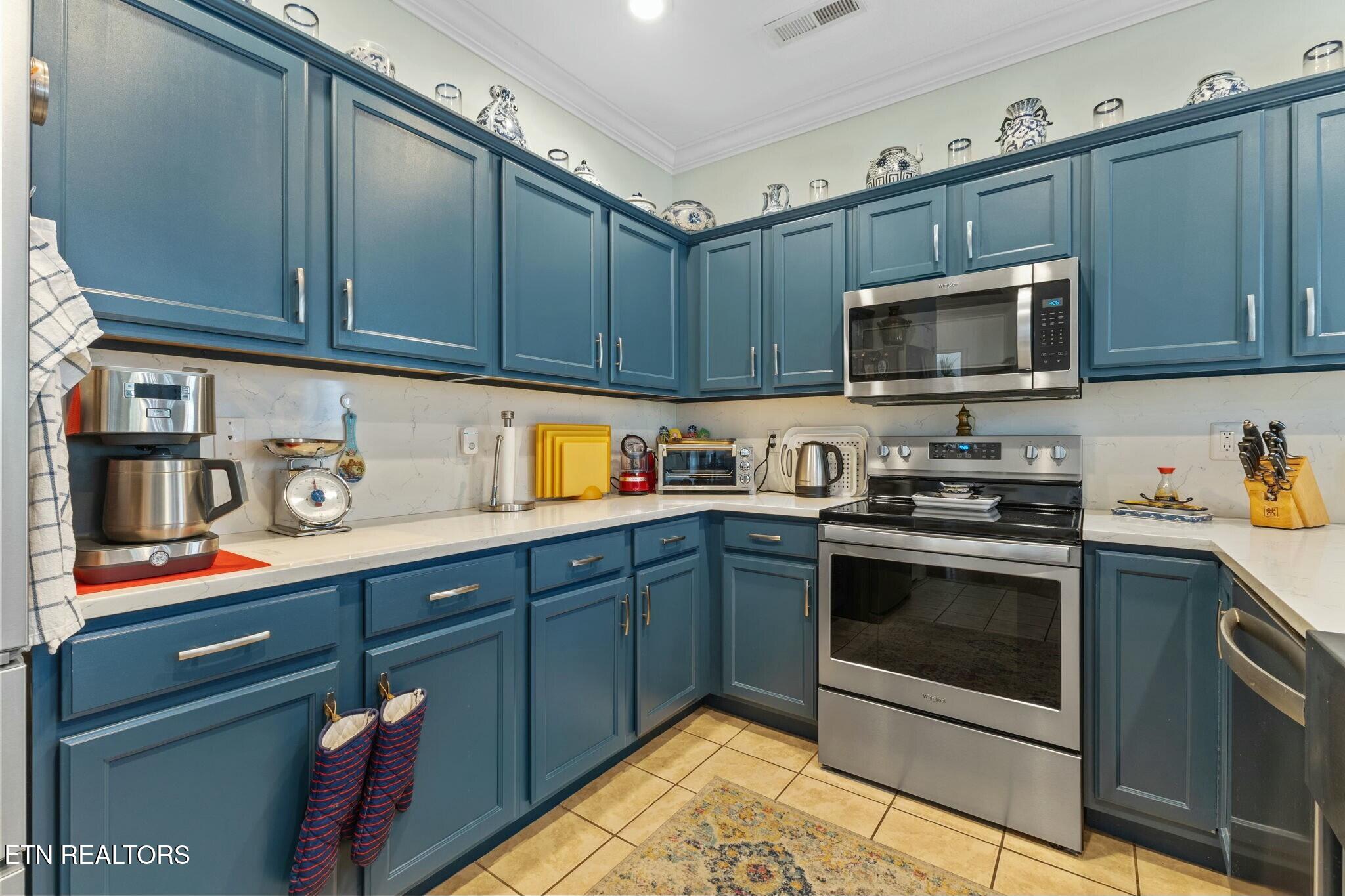 5420 Oak Harbor Lane