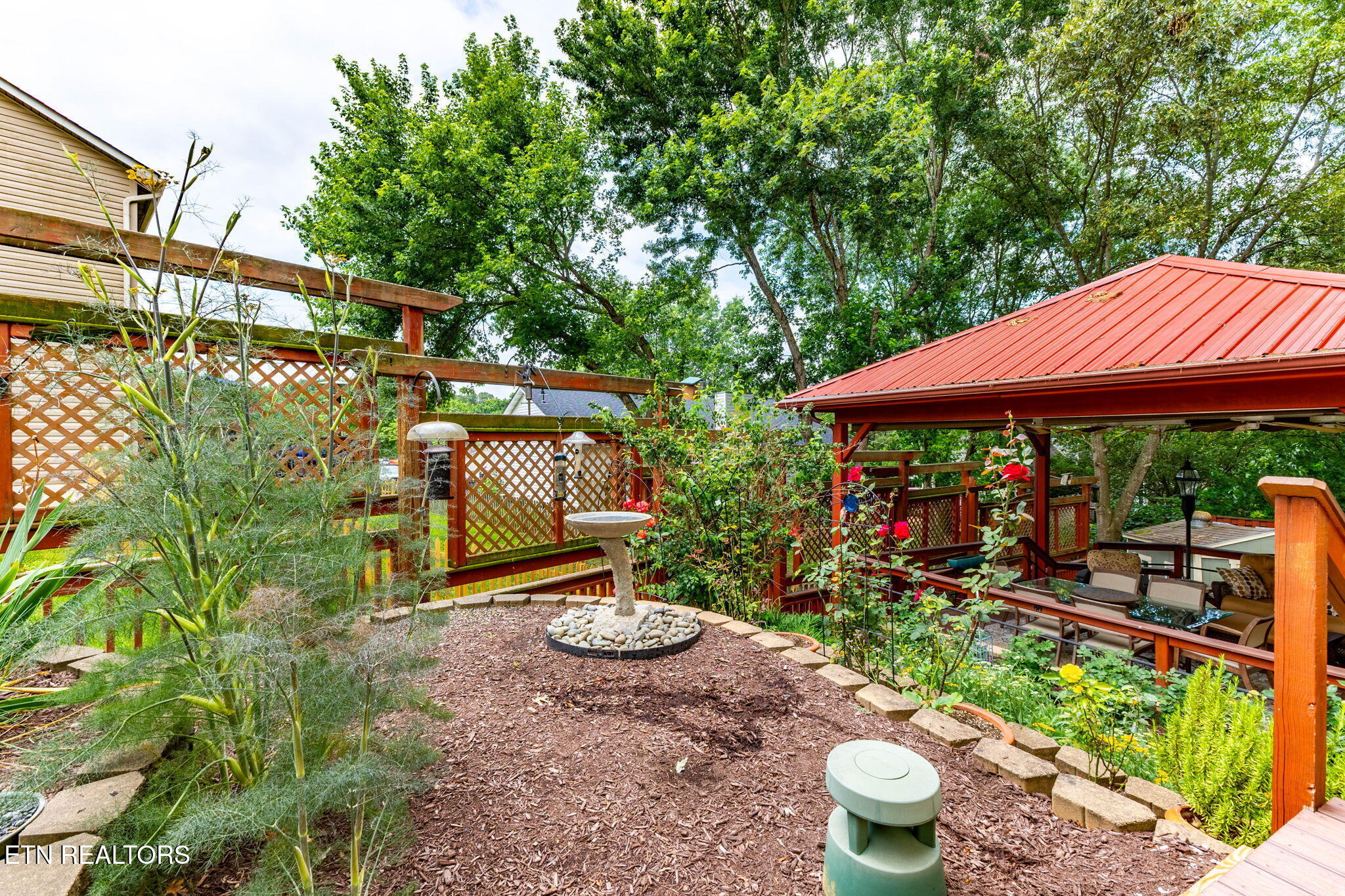 1807 Poplar Hill Rd, Knoxville