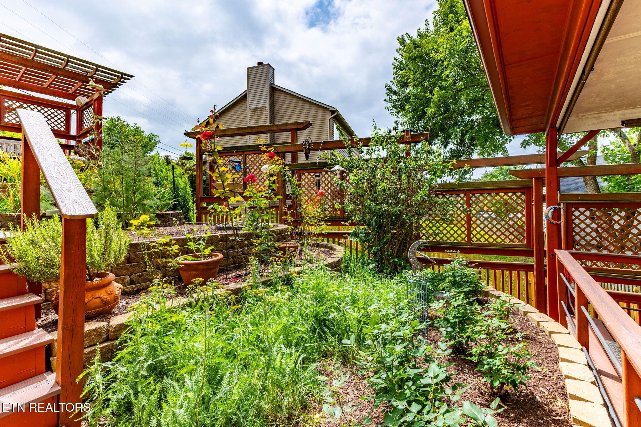 1807 Poplar Hill Rd, Knoxville