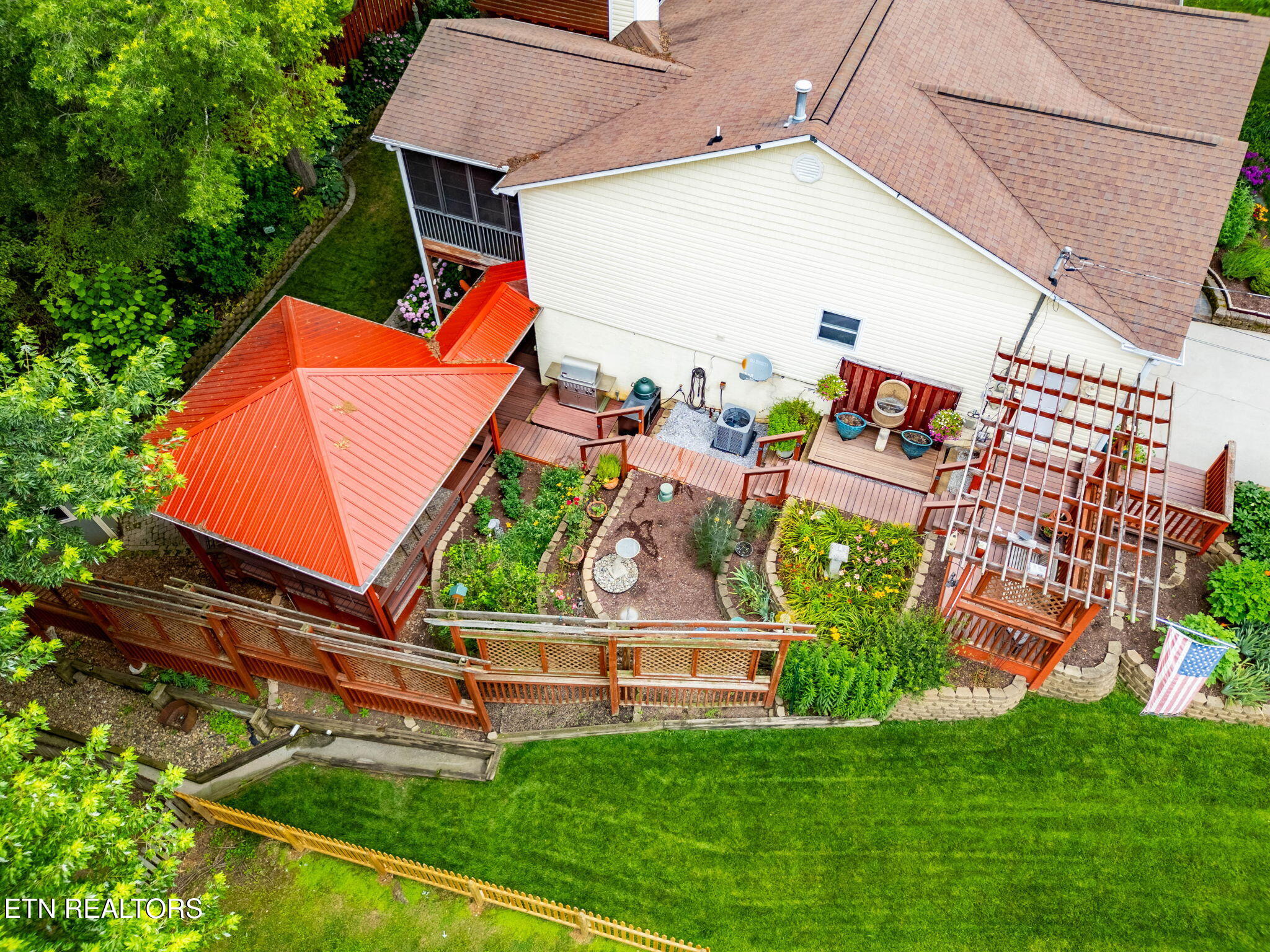 1807 Poplar Hill Rd, Knoxville