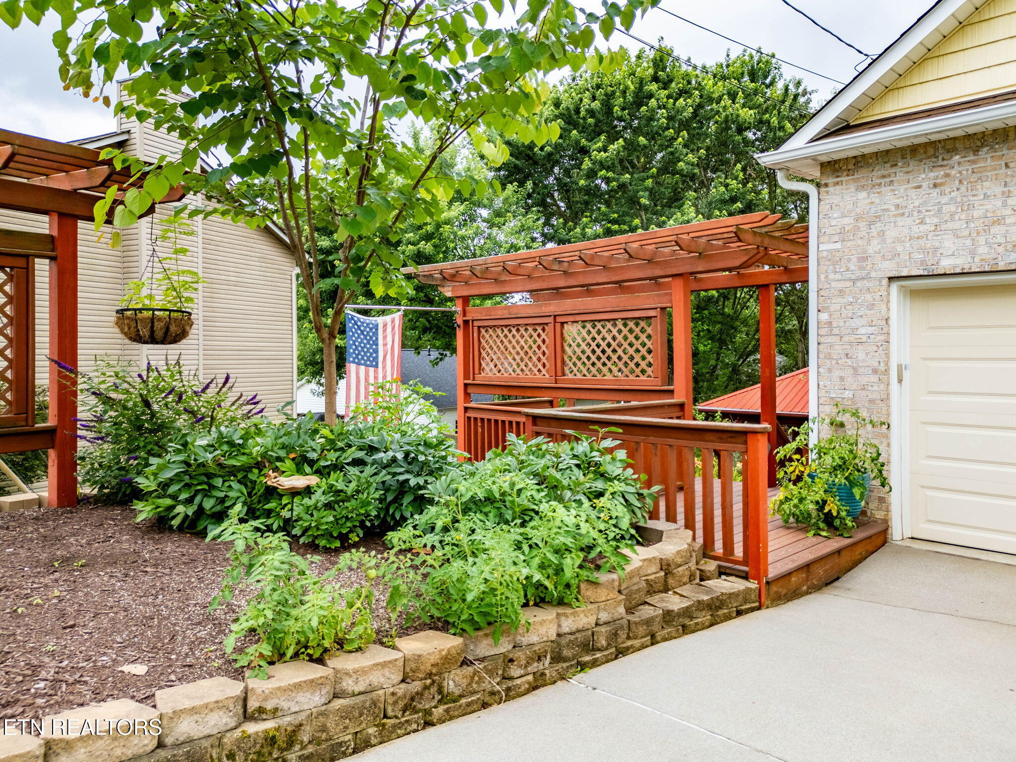 1807 Poplar Hill Rd, Knoxville