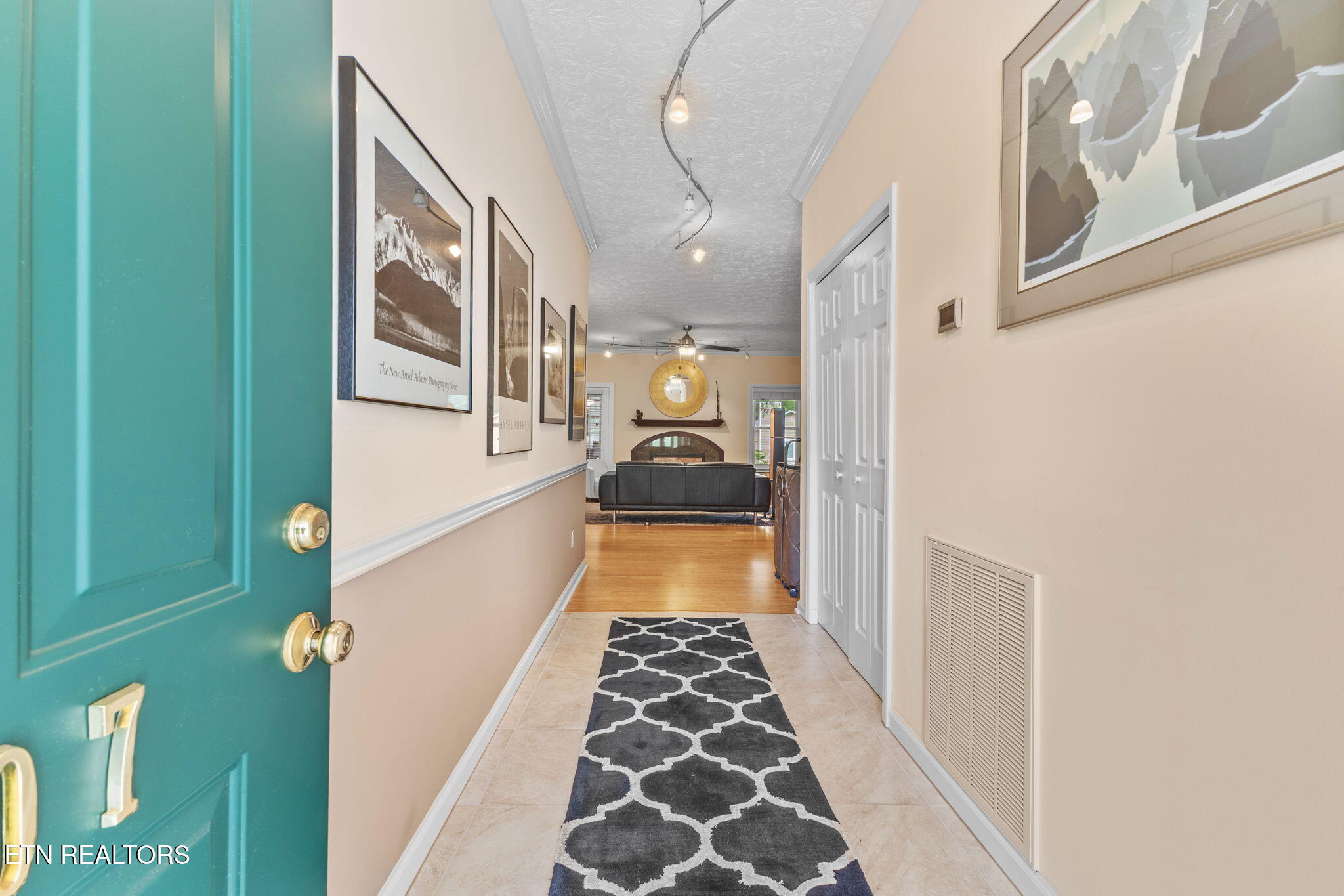 1807 Poplar Hill Rd, Knoxville