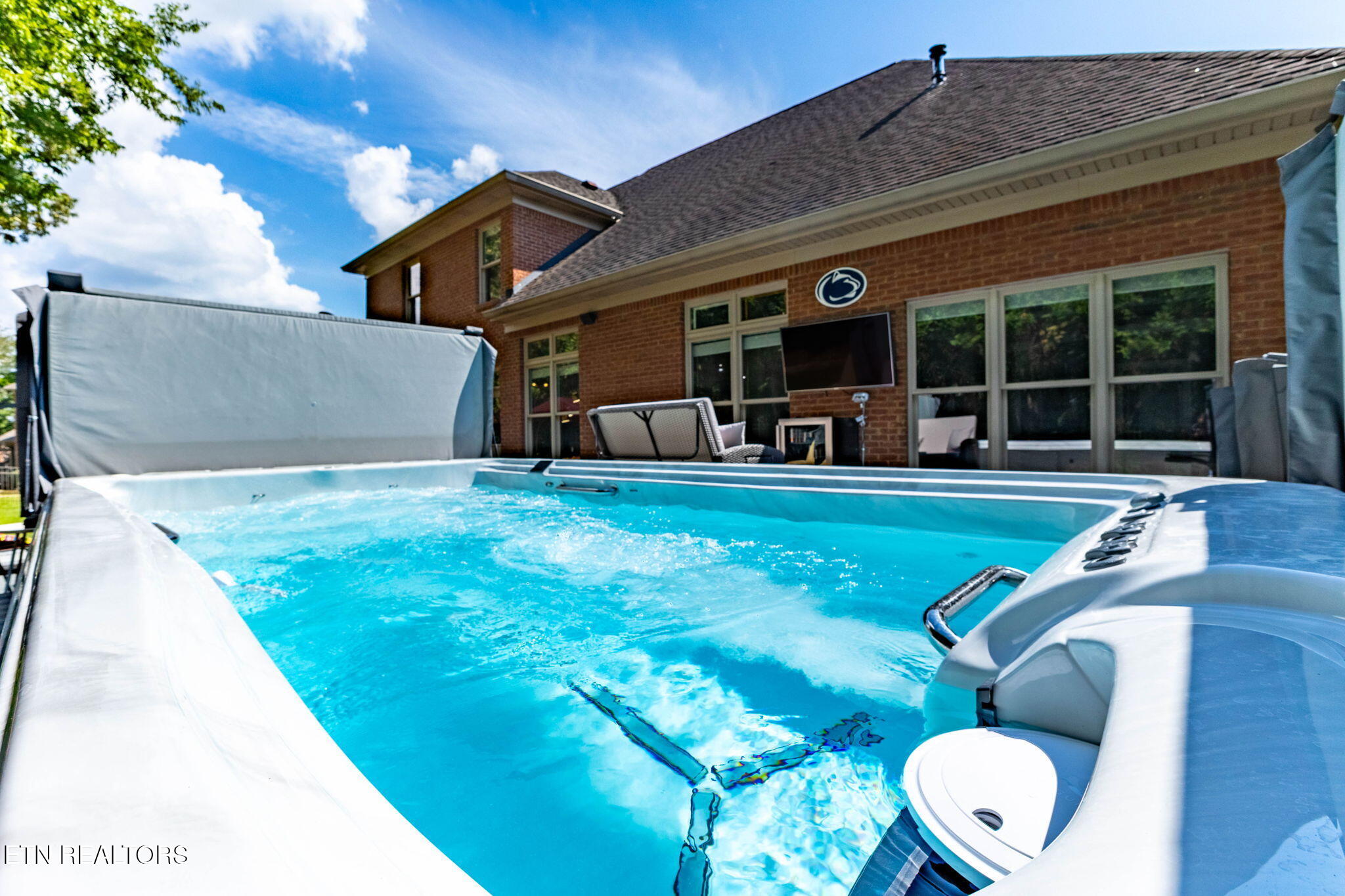 1808 Clingman View Drive