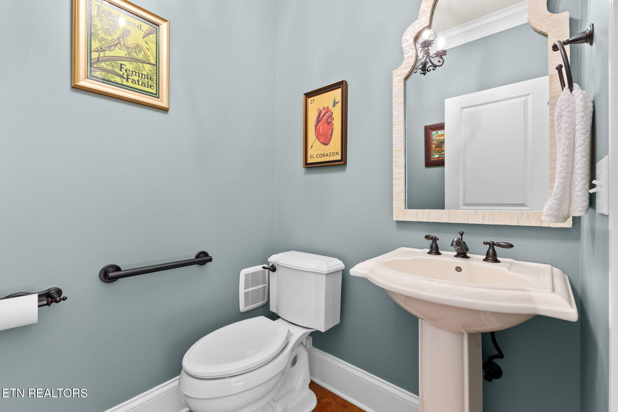 1808 Clingman View Drive