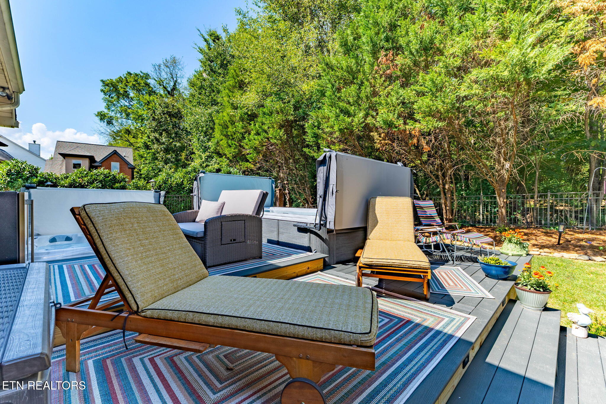 1808 Clingman View Drive