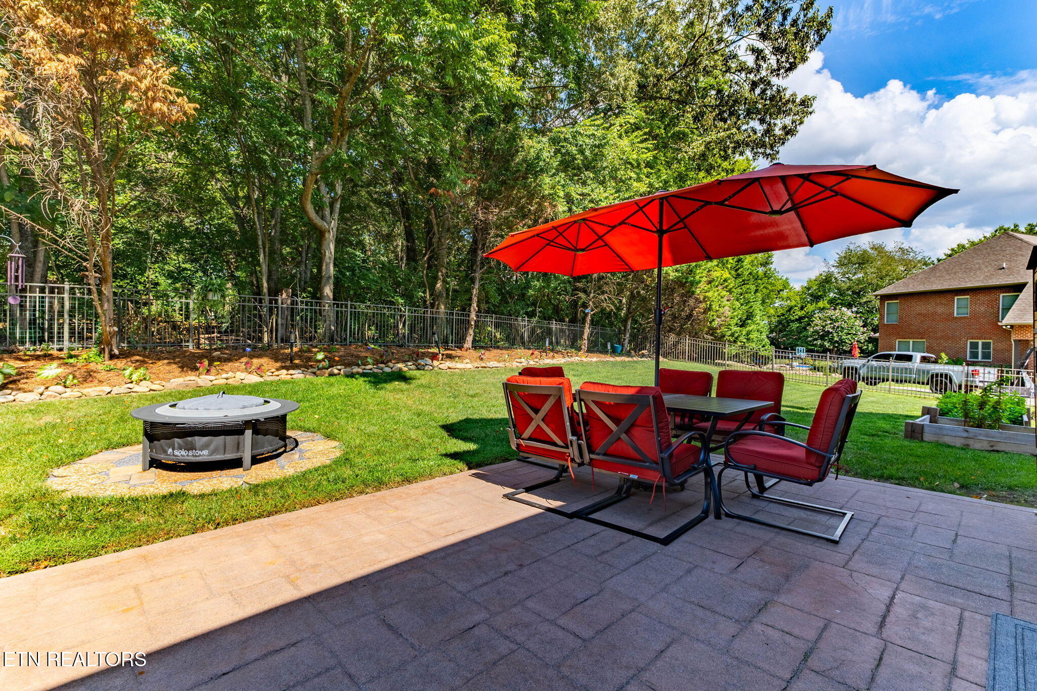 1808 Clingman View Drive