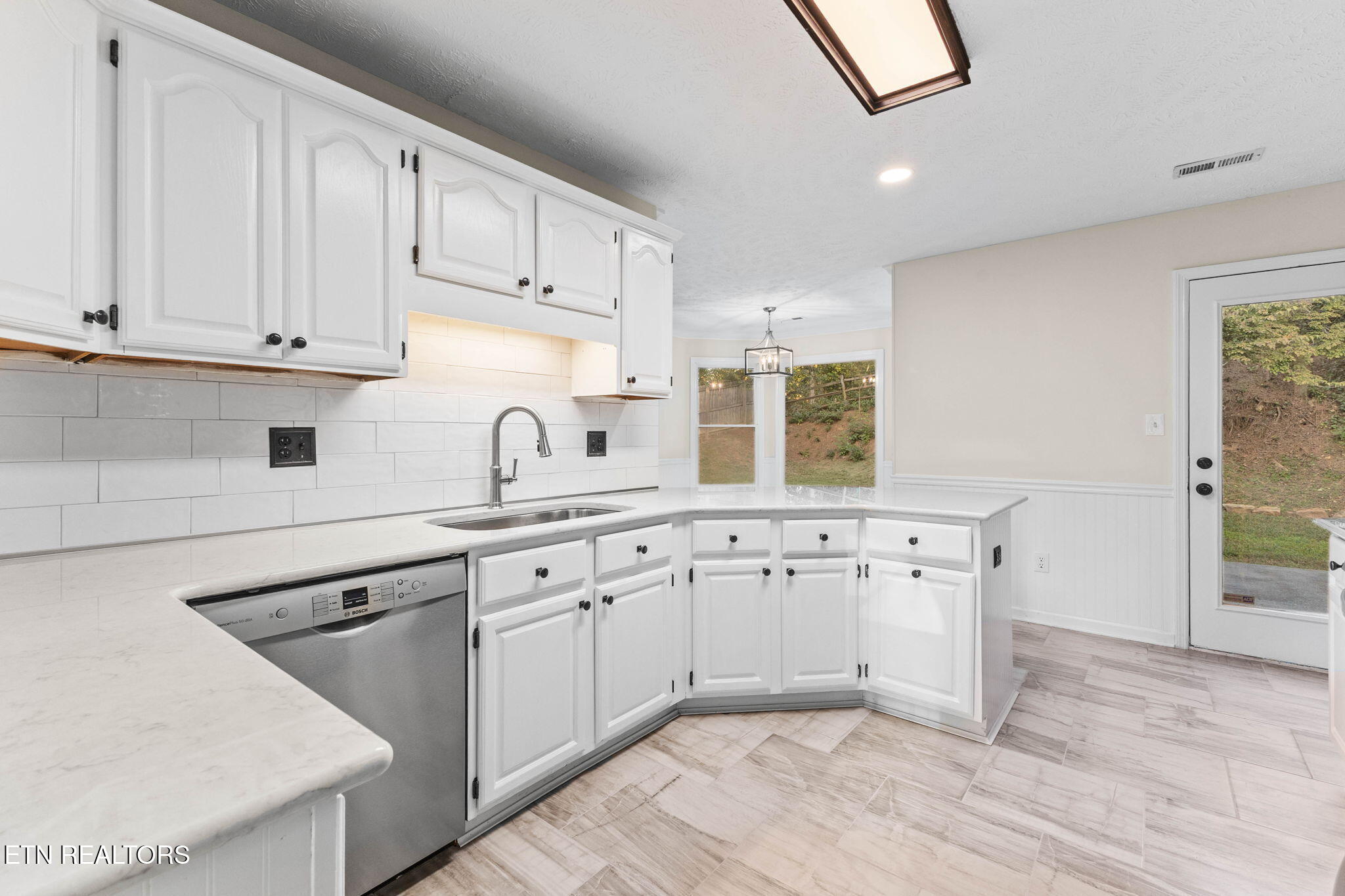 1220 Kirby Glen Drive